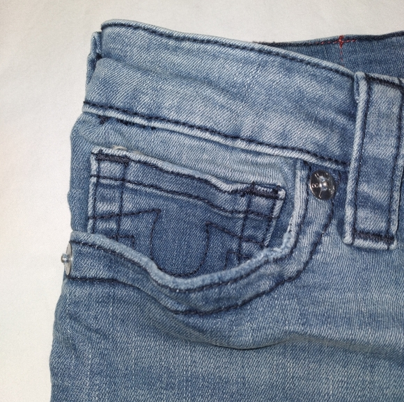 True Religion Women’s Halle Mr SN Destroy Medium Wash Jean's - Picture 11 of 12